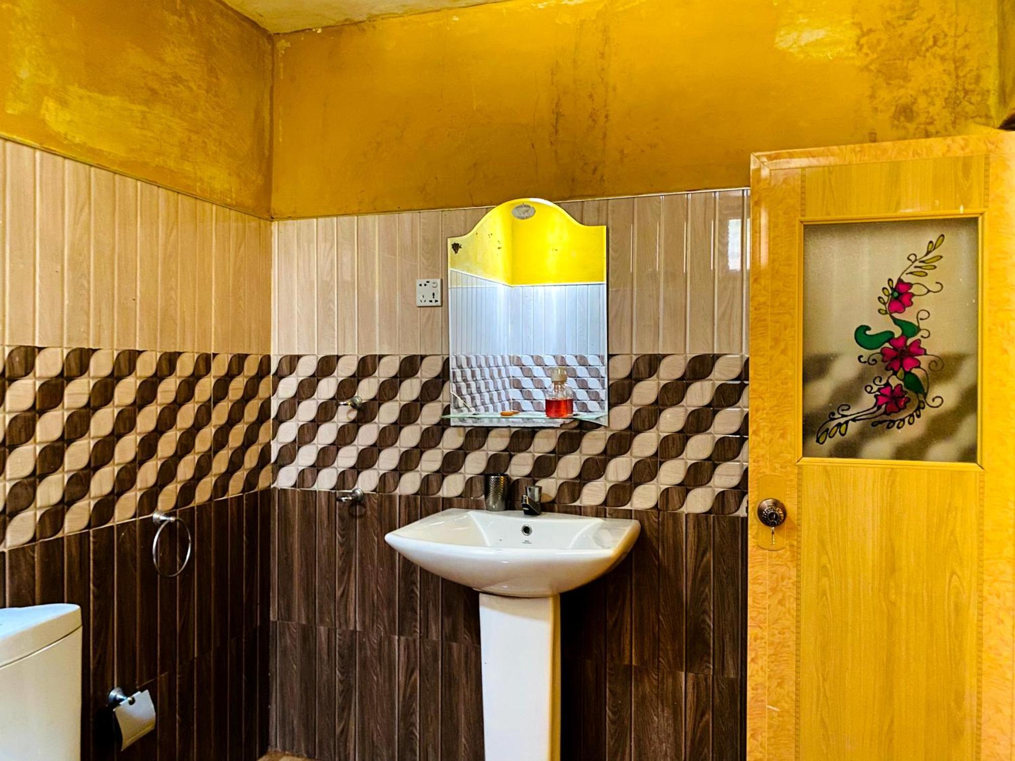 Omi Relax Inn エッラ エクステリア 写真